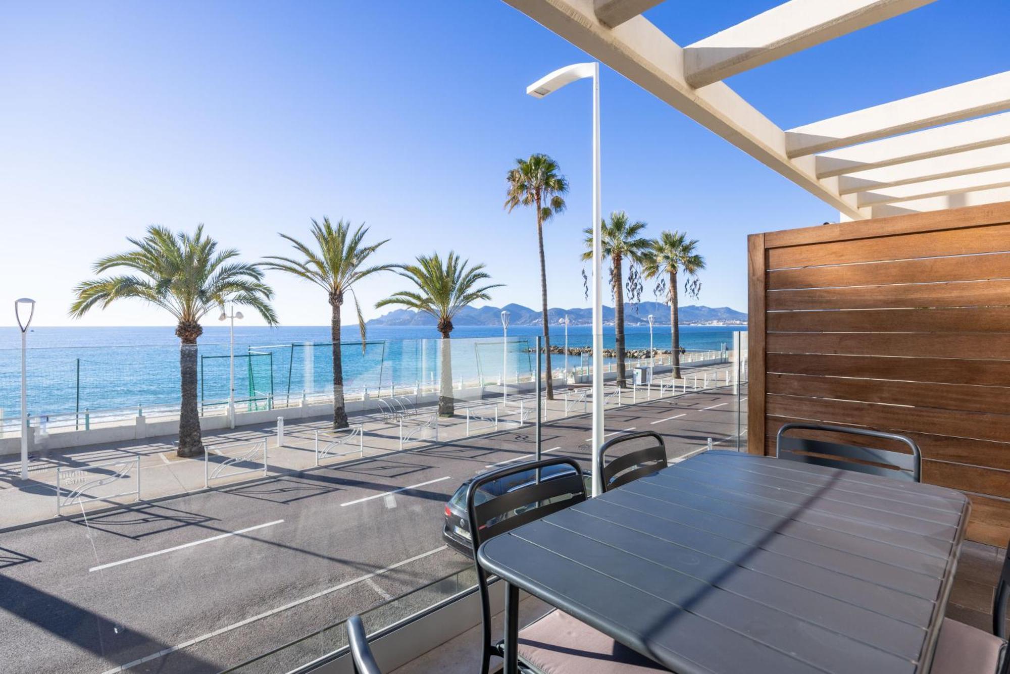 Le Midi 8 By Estates Cannes Exteriör bild